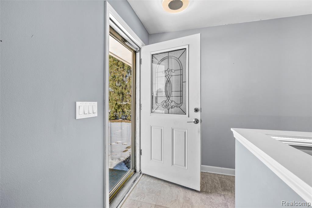 47848 CARD Road, Macomb, MI 48044 — Photo 5