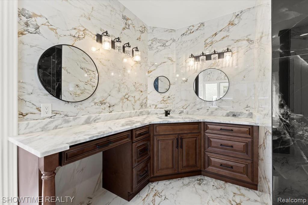53650 Cherrywood Drive, Shelby Twp, MI 48315 — Photo 34