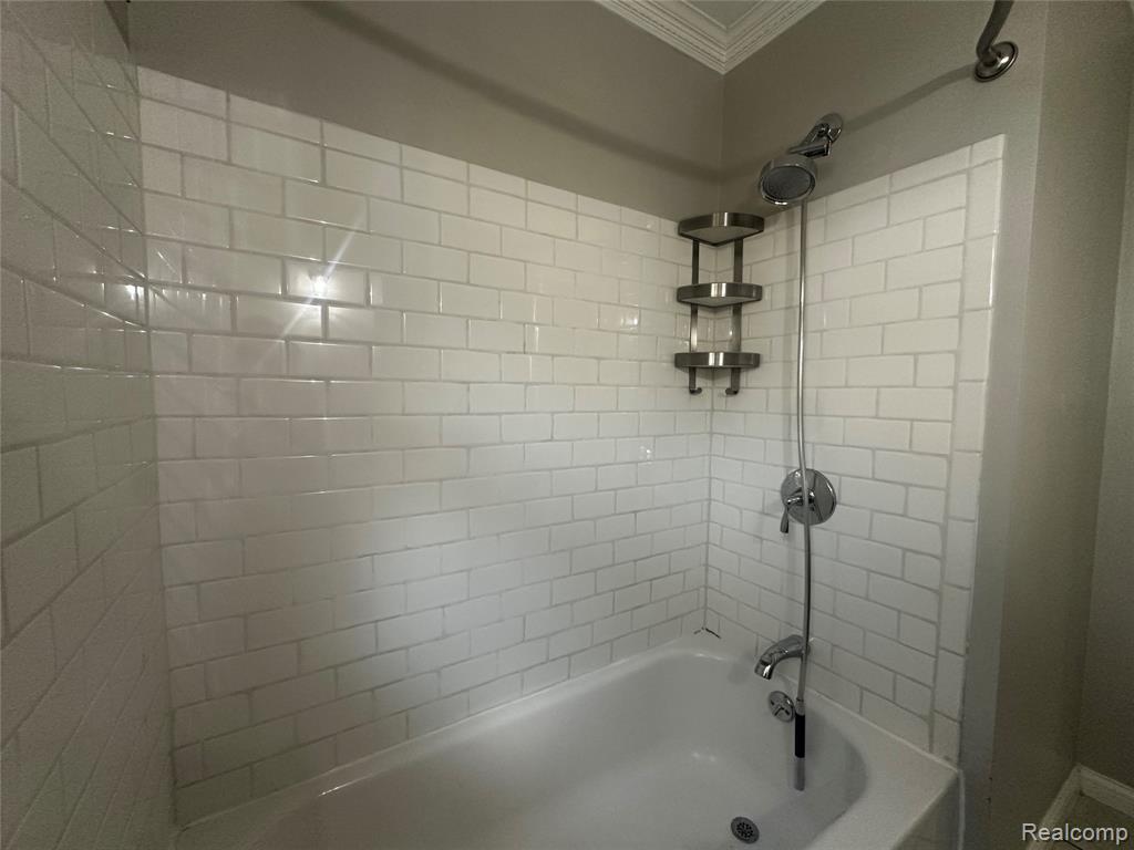 4614 Olivia Avenue, Royal Oak, MI 48073 — Photo 16