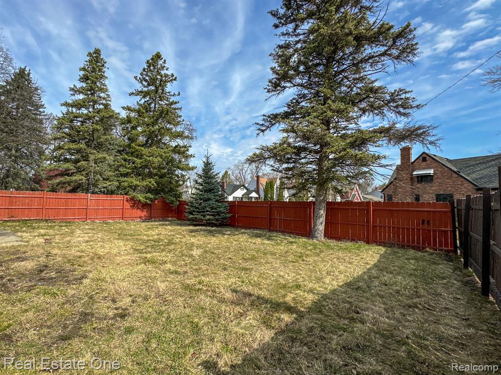 54 MOHAWK Road, Pontiac, MI 48341 — Photo 27