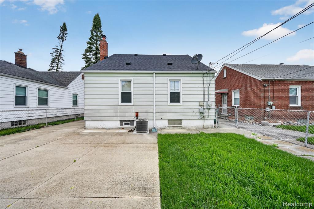 619 Highland Avenue, Lincoln Park, MI 48146 — Photo 40