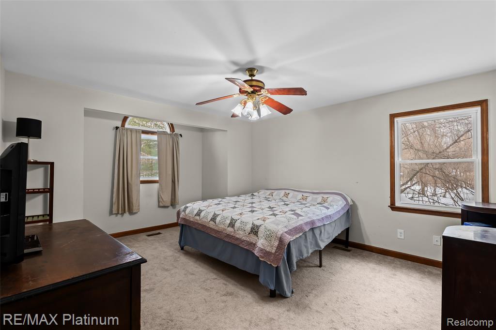 506 Foxfire Drive, Howell, MI 48843 — Photo 23