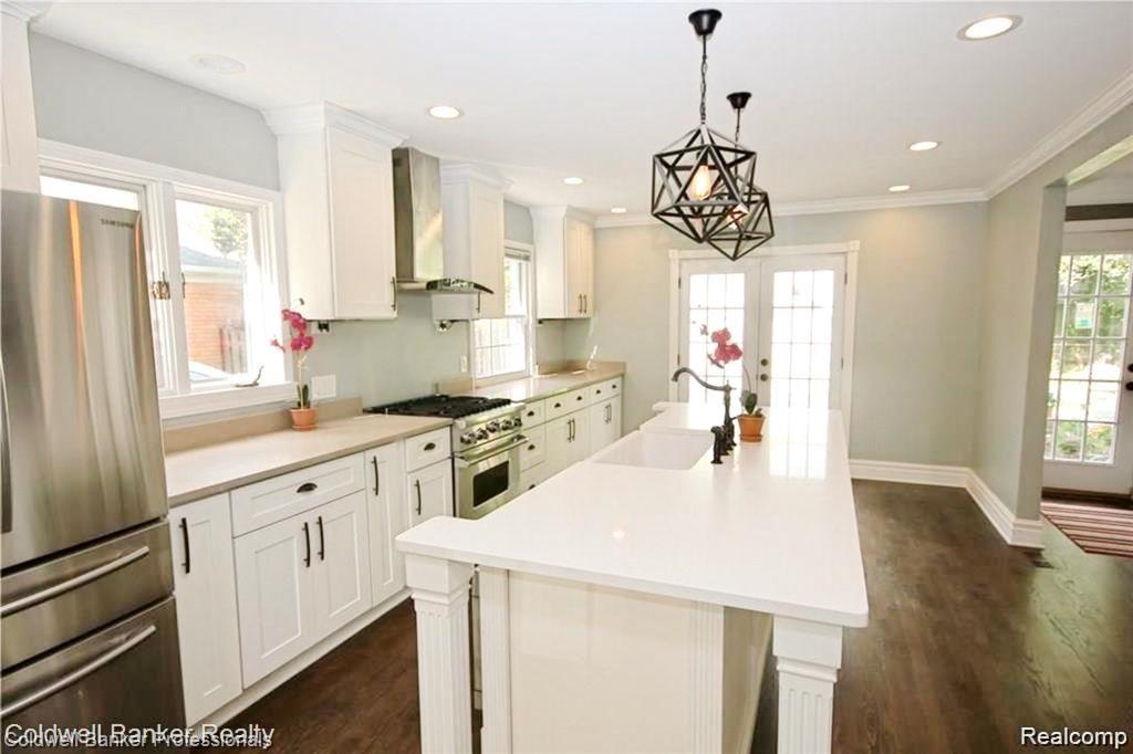669 Mohegan Street, Birmingham, MI 48009 — Photo 13