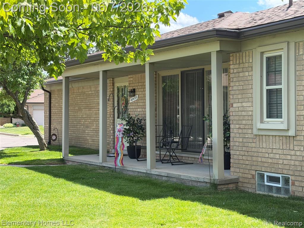 49459 Tarrytown Court, Utica, MI 48315 — front exterior