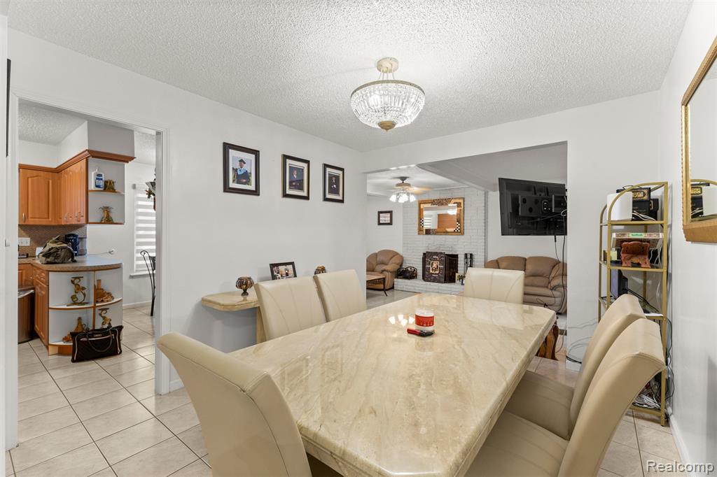 26611 Cecile Street, Dearborn Heights, MI 48127 — Photo 10