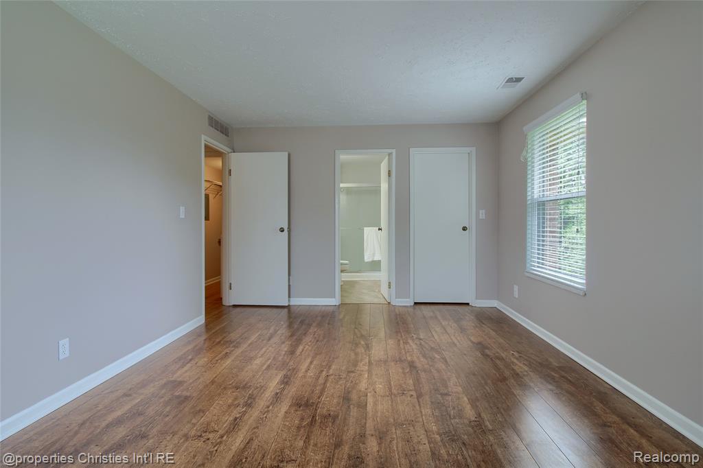 19586 Northridge Drive, Northville, MI 48167 — Photo 12