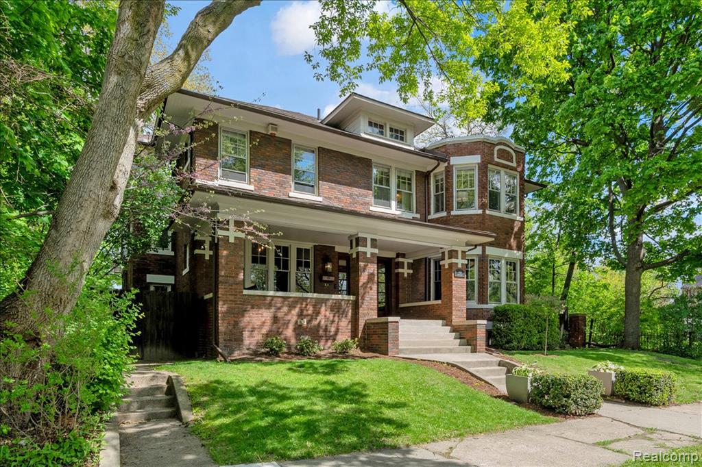 658 Longfellow Street, Detroit, MI 48202 — Photo 72