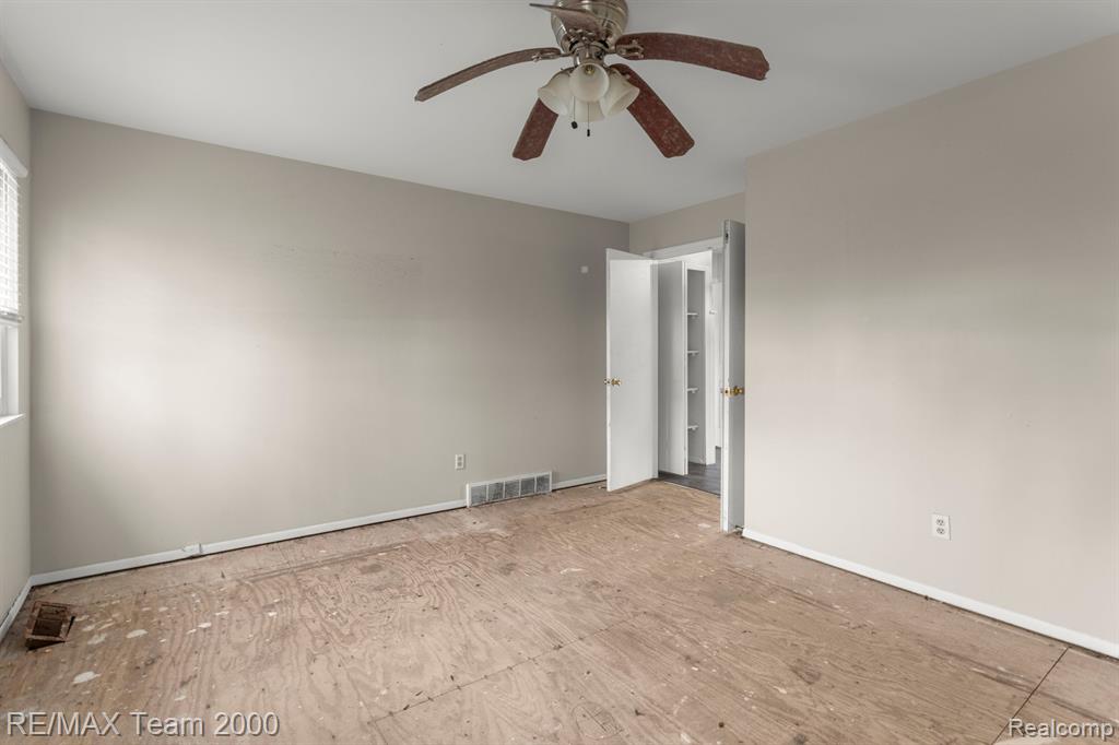 51547 SALVATORI Drive, Chesterfield, MI 48047 — Photo 21