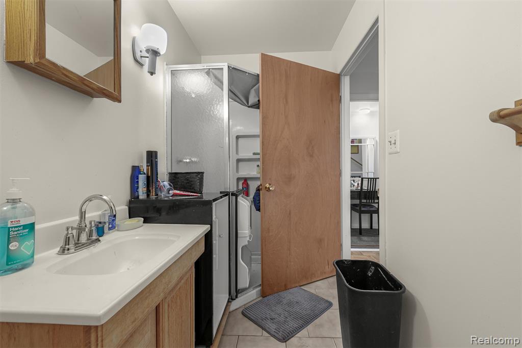 260 Mount Elliott Street, Detroit, MI 48207 — Photo 45