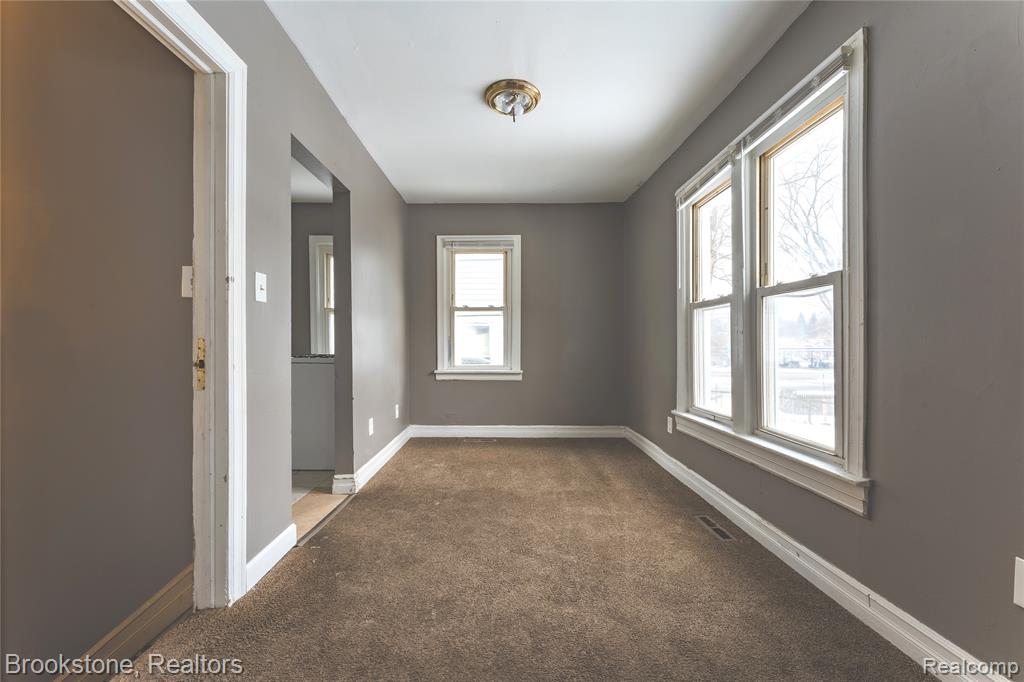 744 Saint Clair Street, Pontiac, MI 48340 — Photo 6