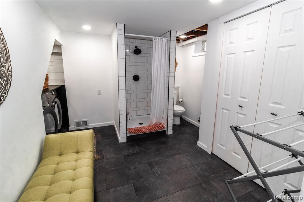 2238 Farnsworth Road, Lapeer, MI 48446 — Photo 27