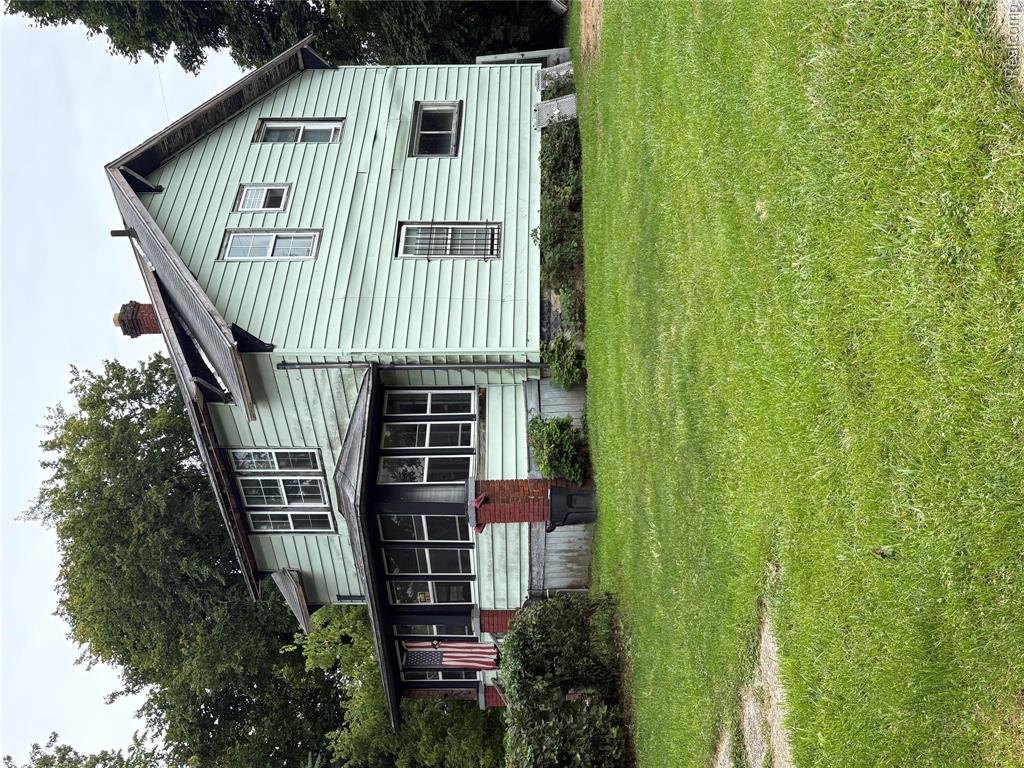 123 White Street, Flint, MI 48505