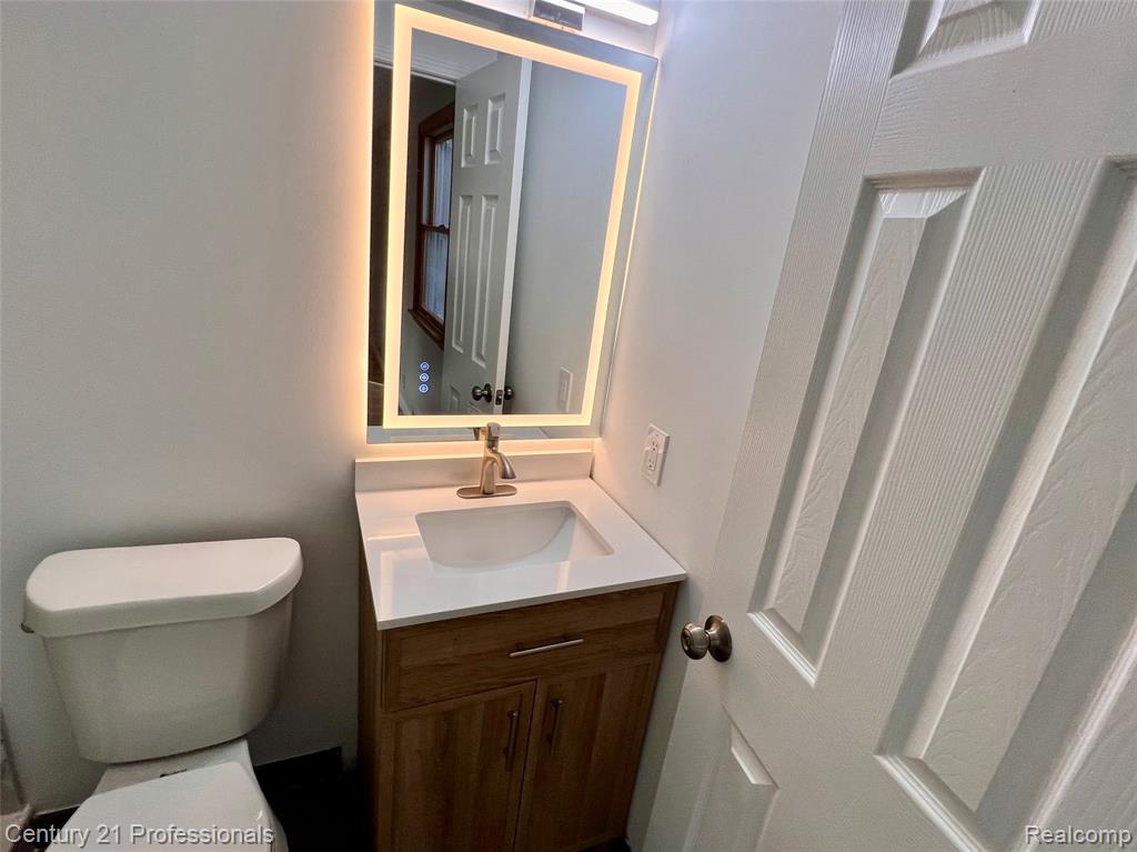 9421 Mapletree Drive, Plymouth, MI 48170 — Photo 16