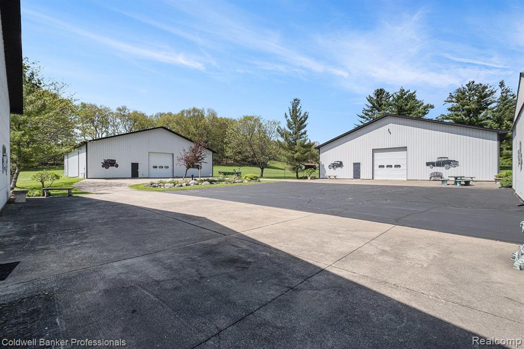 2103 E NEWARK Road, Lapeer, MI 48446 — Photo 54
