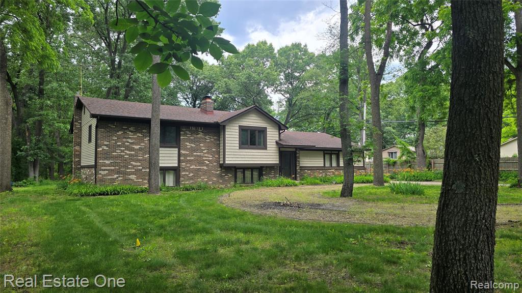8950 Wise Road, Commerce Twp, MI 48382 — Photo 38