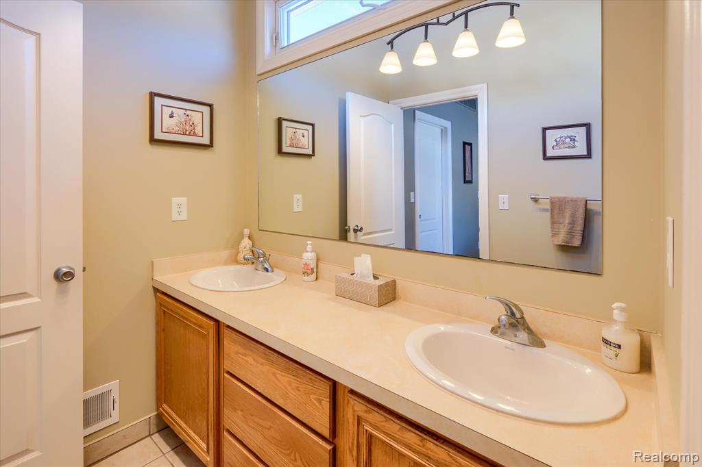 2474 Lonesome Dove Trail, Lapeer, MI 48446 — Photo 24