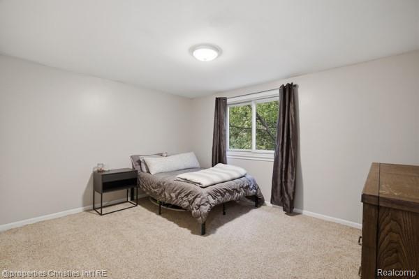 6884 Aeroview Street, West Bloomfield, MI 48324 — Photo 20