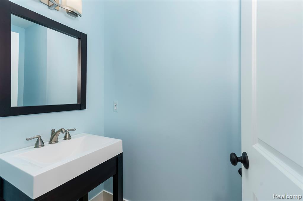 57495 RIDGEWOOD Drive, Washington, MI — Photo 27