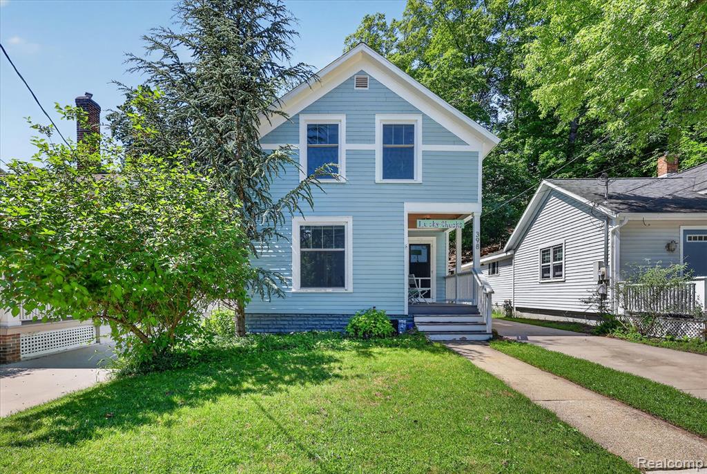398 Howard Avenue, Grand Haven, MI 49417 — Photo 2