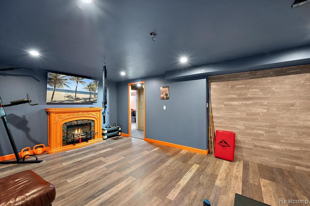 49931 Shelby Creek Drive, Utica, MI 48317 — Photo 57