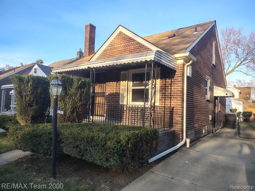 8088 Ohio Street, Detroit, MI 48204 — Photo 2
