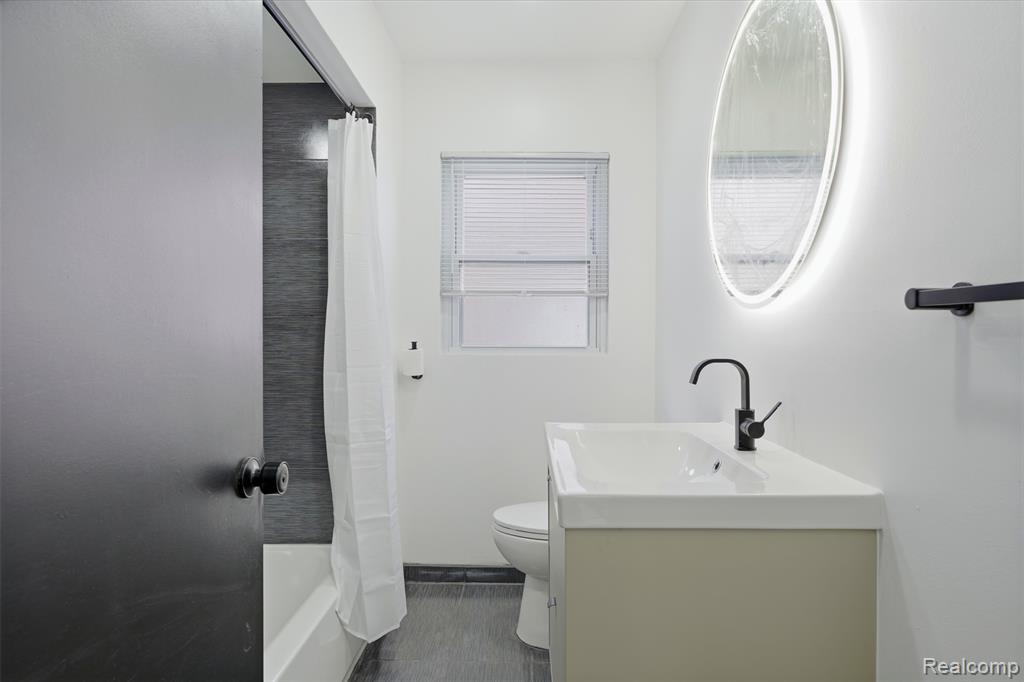 5063 Chalmers Street, Detroit, MI 48213 — Photo 9