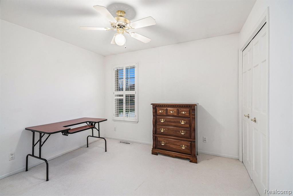 4600 WHITE TRILLIUM Drive S, Saginaw, MI 48603 — Photo 26