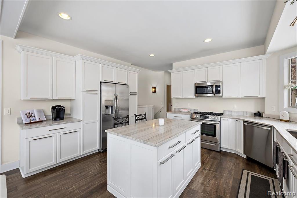 56844 Topaz Drive, Macomb, MI 48042 — Photo 11