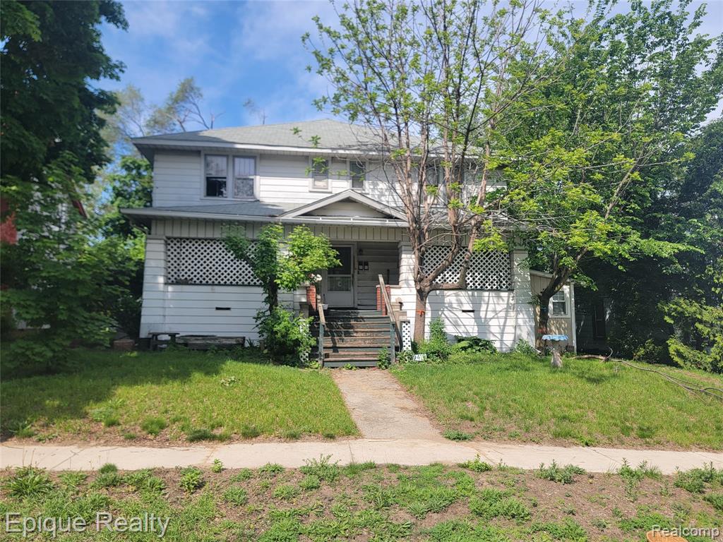 2419 North Boulevard, Port Huron, MI 48060