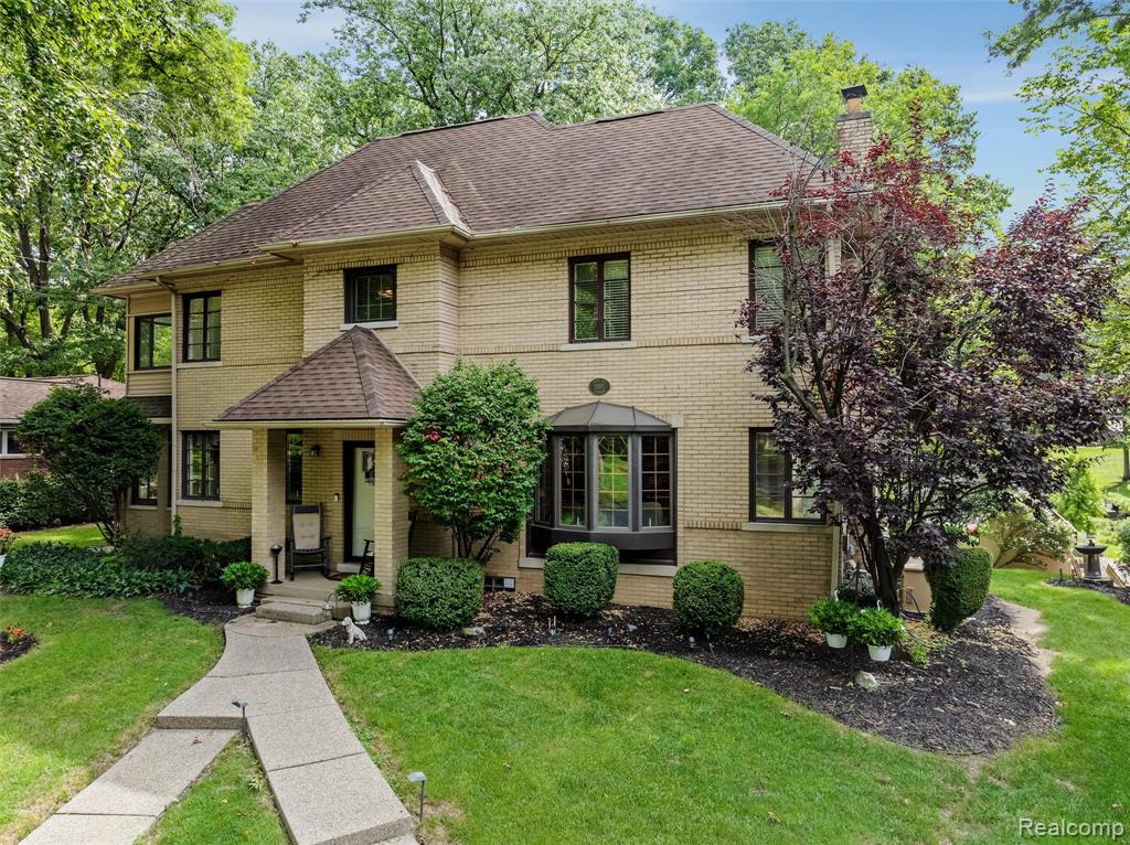 21071 Thorofare Road, Grosse Ile, MI, 48138