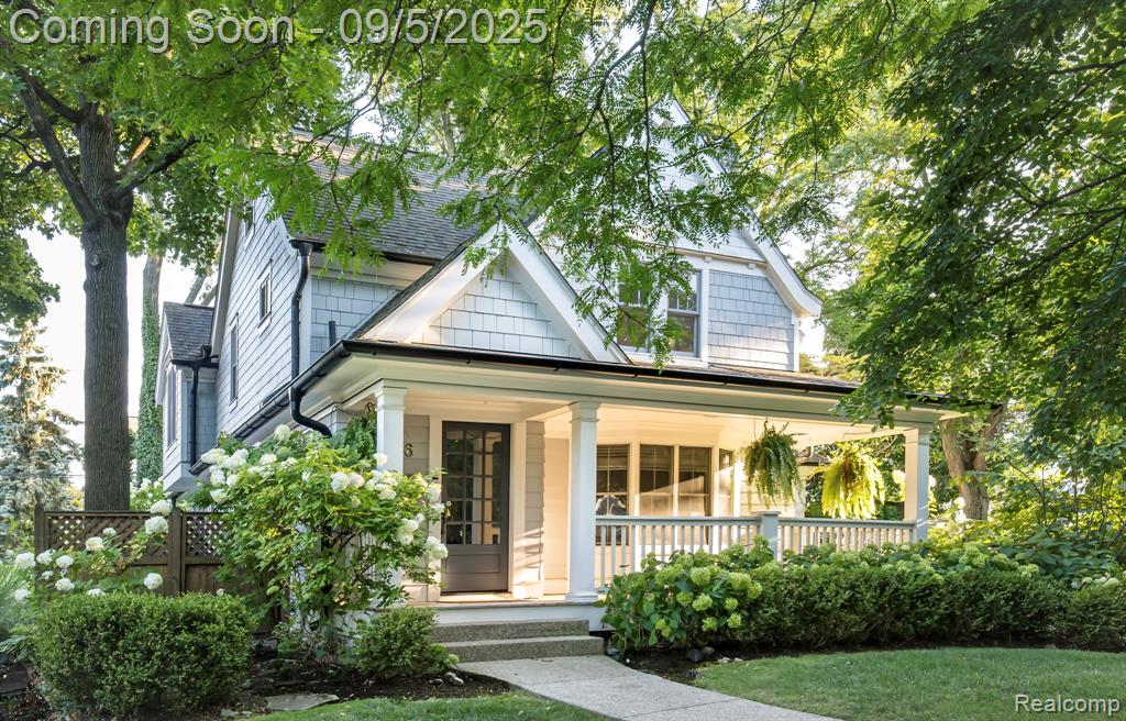 916 Madison Street, Birmingham, MI 48009 — front exterior