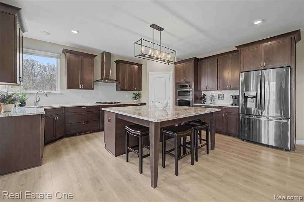 8370 Grist Mill Drive, Fenton, MI 48430 — Photo 12
