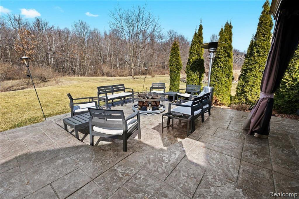 10681 BOULDERCREST Drive, South Lyon, MI 48178 — Photo 50