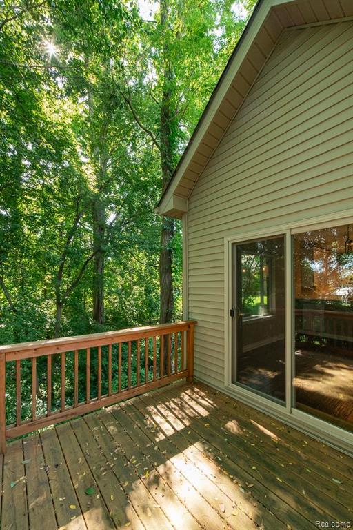 9546 KINGSWAY Circle, Clarkston, MI 48348 — Photo 54