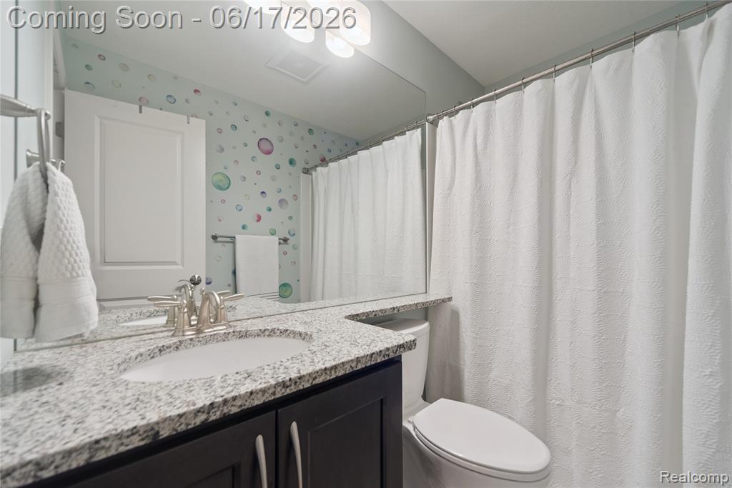 16939 Willowbrook Drive, Haslett, MI 48840 — Photo 43