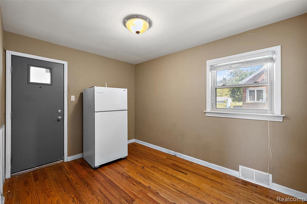 505 E Meyers Avenue, Hazel Park, MI 48030 — Photo 22