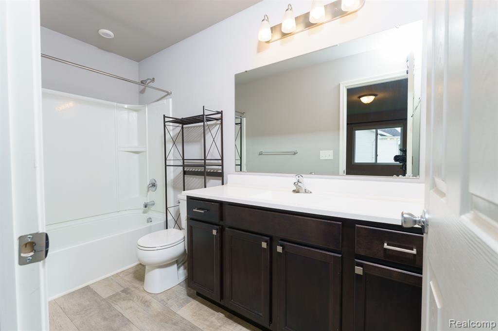 3078 IVY WOOD Circle, Howell, MI 48855 — Photo 19