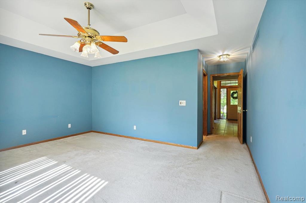 4747 WINDBERRY Lane, Milford, MI 48380 — Photo 20