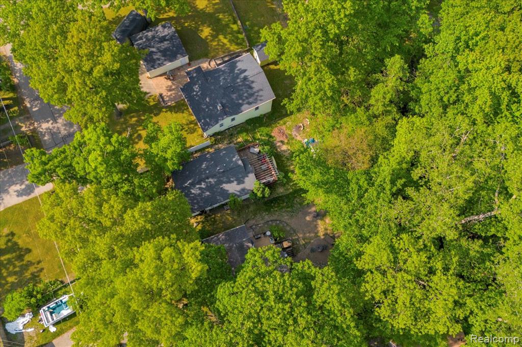 2102 MILES Road, Lapeer, MI 48446 — Photo 32