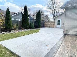 491 LEETONIA Drive, Troy, MI 48085 — Photo 14