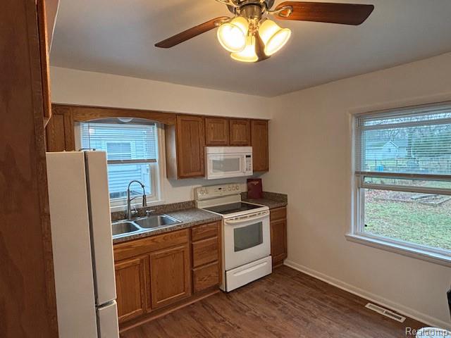 805 Hartner Drive, Holly, MI 48442 — Photo 6