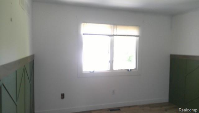 561 S Elba Road, Lapeer, MI 48446 — Photo 12