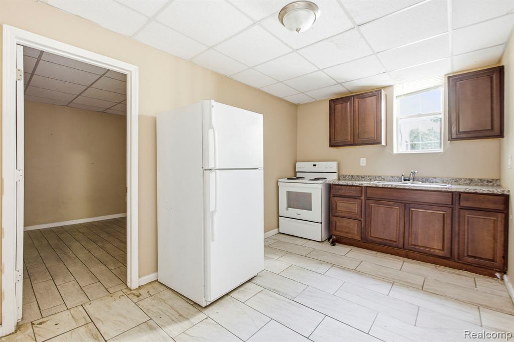 13233 La Salle Boulevard, Detroit, MI 48238 — Photo 19