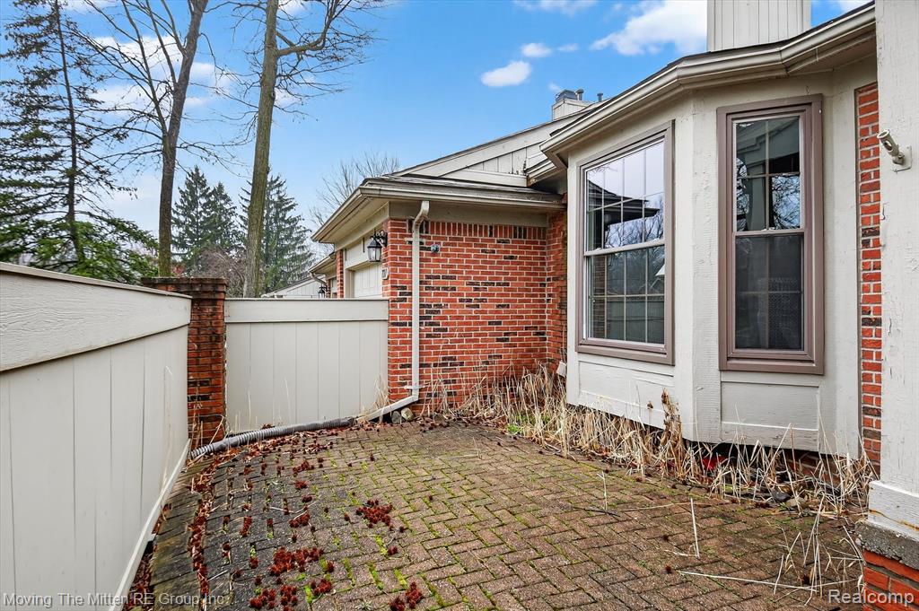 7127 Danbrooke Court, West Bloomfield, MI, 00000