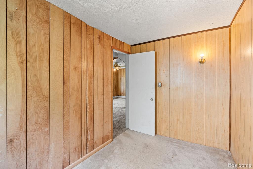 1975 Porter Road, White Lake, MI 48383 — Photo 10