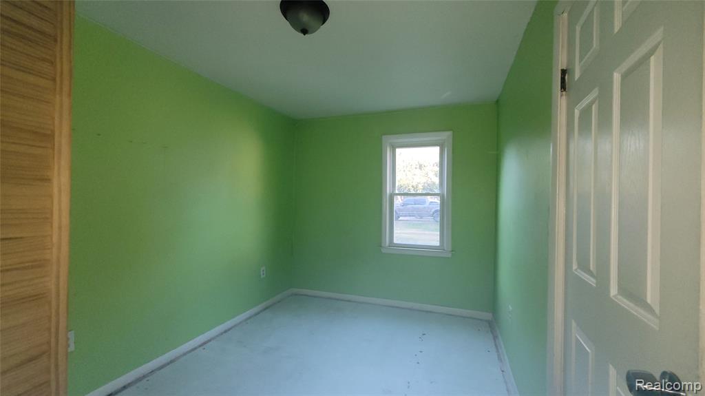 985 Fairledge Street, Lake Orion, MI 48362 — Photo 15