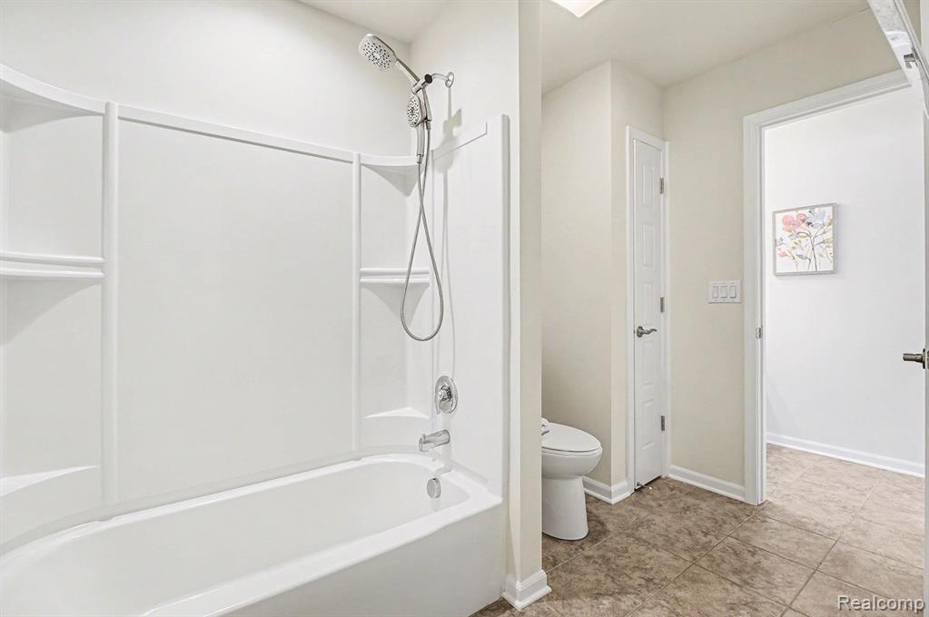 51529 Bloom Court, South Lyon, MI 48178 — Photo 27