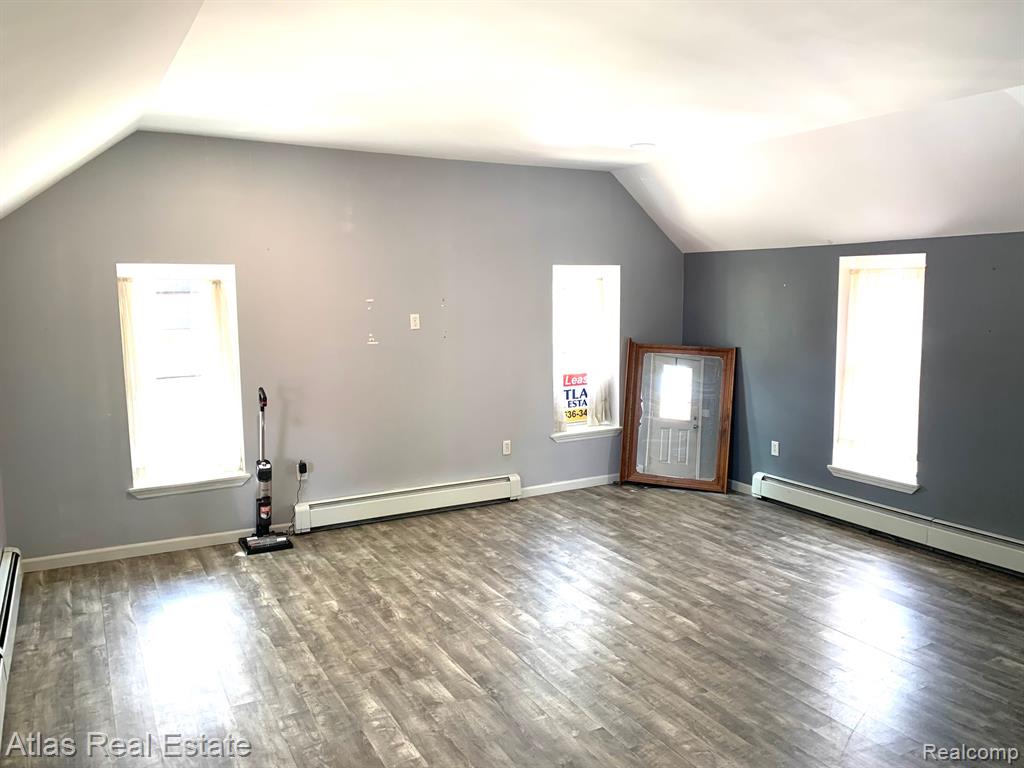 457 MILL Street, Ortonville, MI — Photo 4