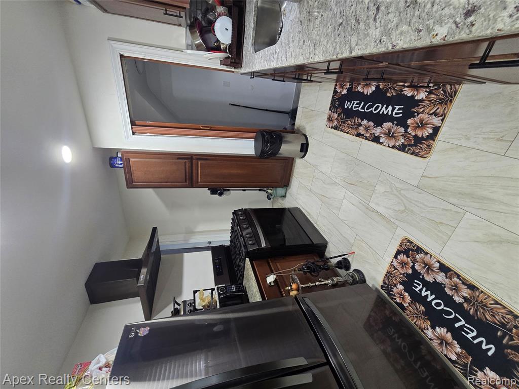 6320 Saint Marys Street, Detroit, MI 48228 — Photo 31