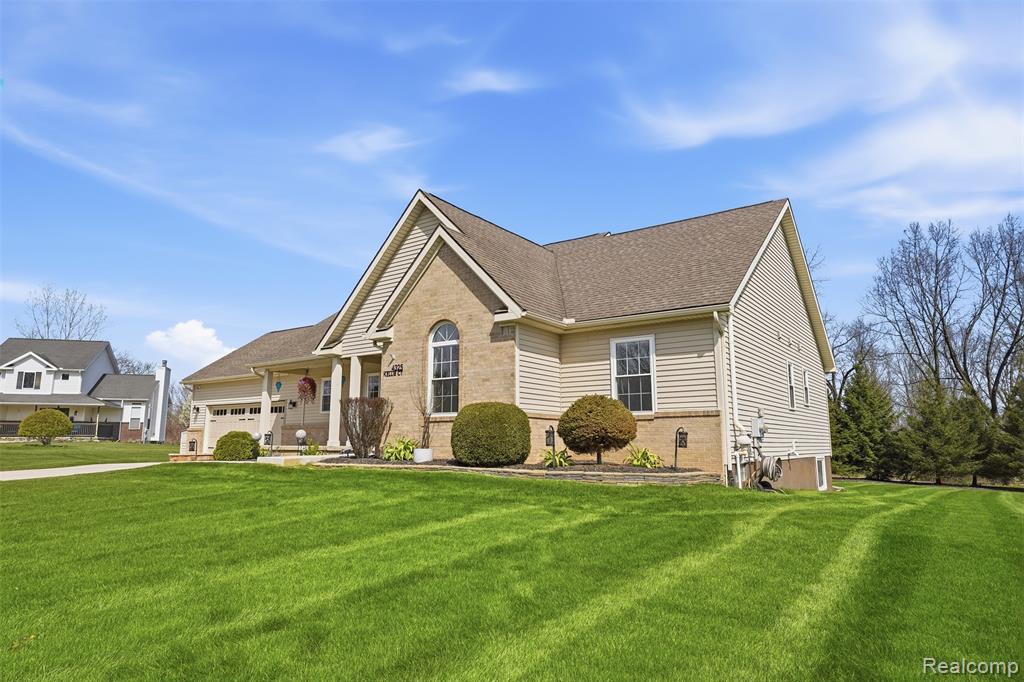 4325 Kellie Court, Howell, MI 48855 — Photo 2